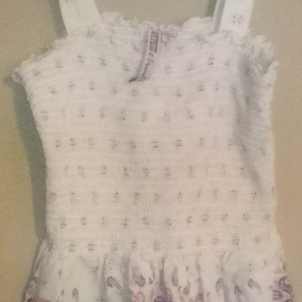 Darling Gypsies and Moondust brand peplum top with elastic fit top! Size small!